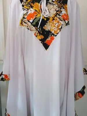 ✨ Boubou Makéba Court Chic et Authentique ✨ Blanc