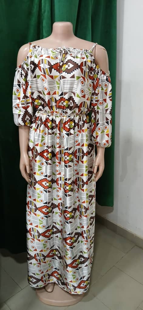 Robe Longue Épaules Dénudées - Élégance Bohème et Style Africain