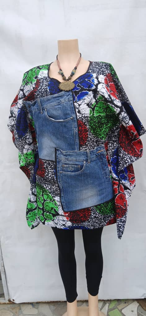 Haut en pagne à poches jeans rouge bleu